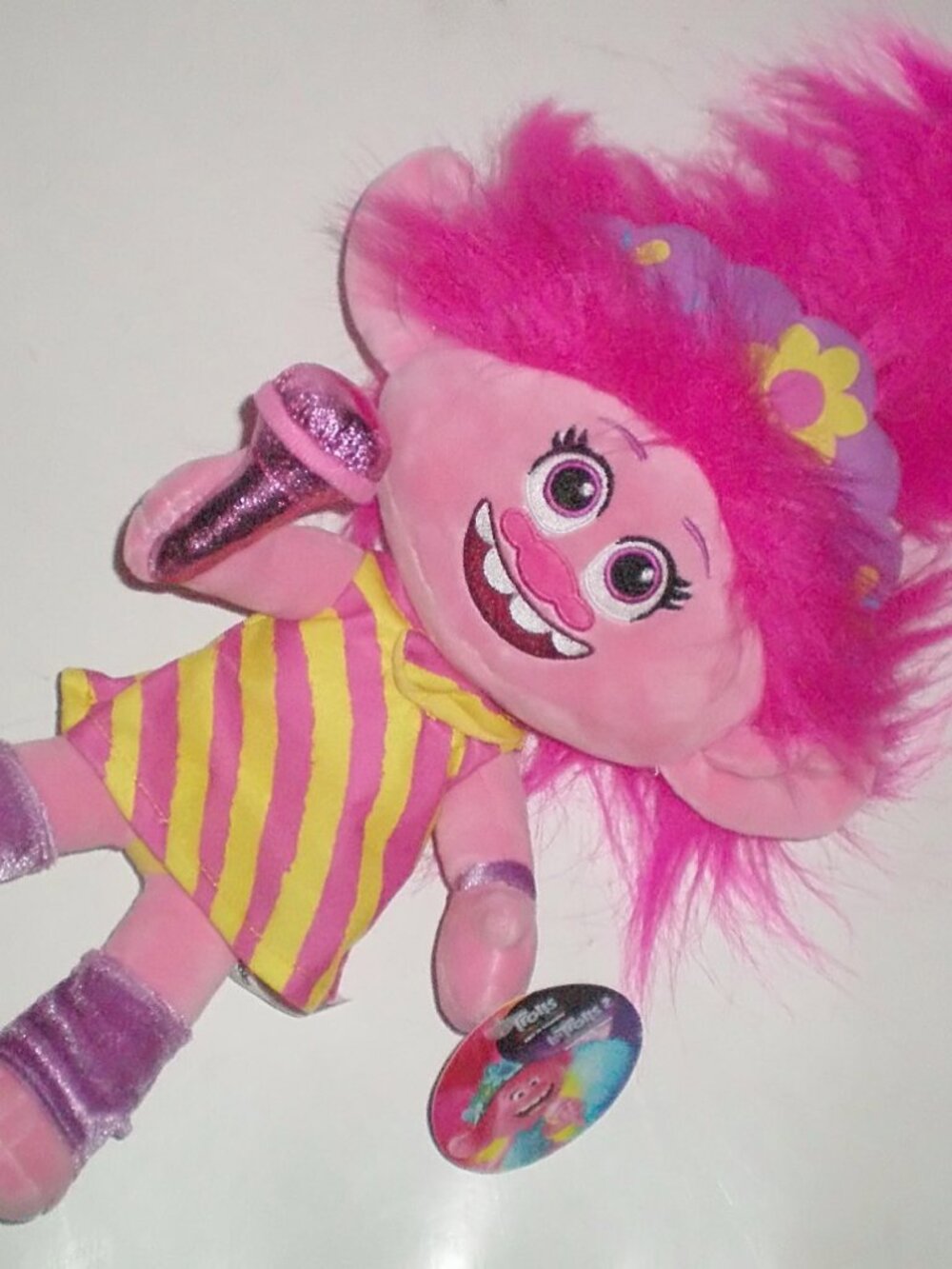 Trolls 2 World Tour Queen Poppy 12 inch Plush Doll NWT